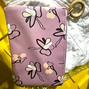 IPSY NWOT Floral Wristlet - Purple, OS